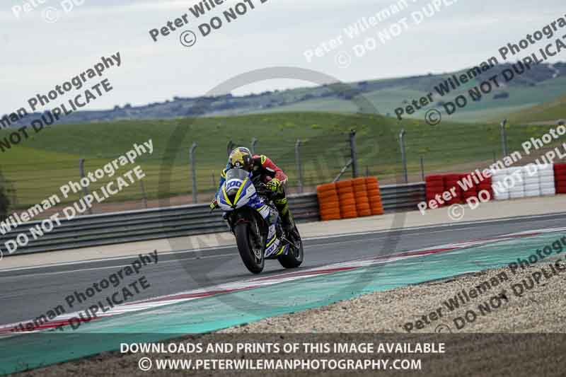 cadwell no limits trackday;cadwell park;cadwell park photographs;cadwell trackday photographs;enduro digital images;event digital images;eventdigitalimages;navarra;no limits trackdays;peter wileman photography;racing digital images;trackday digital images;trackday photos